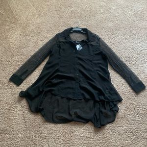 NY & CO mesh hi-lo hem tuxedo shirt